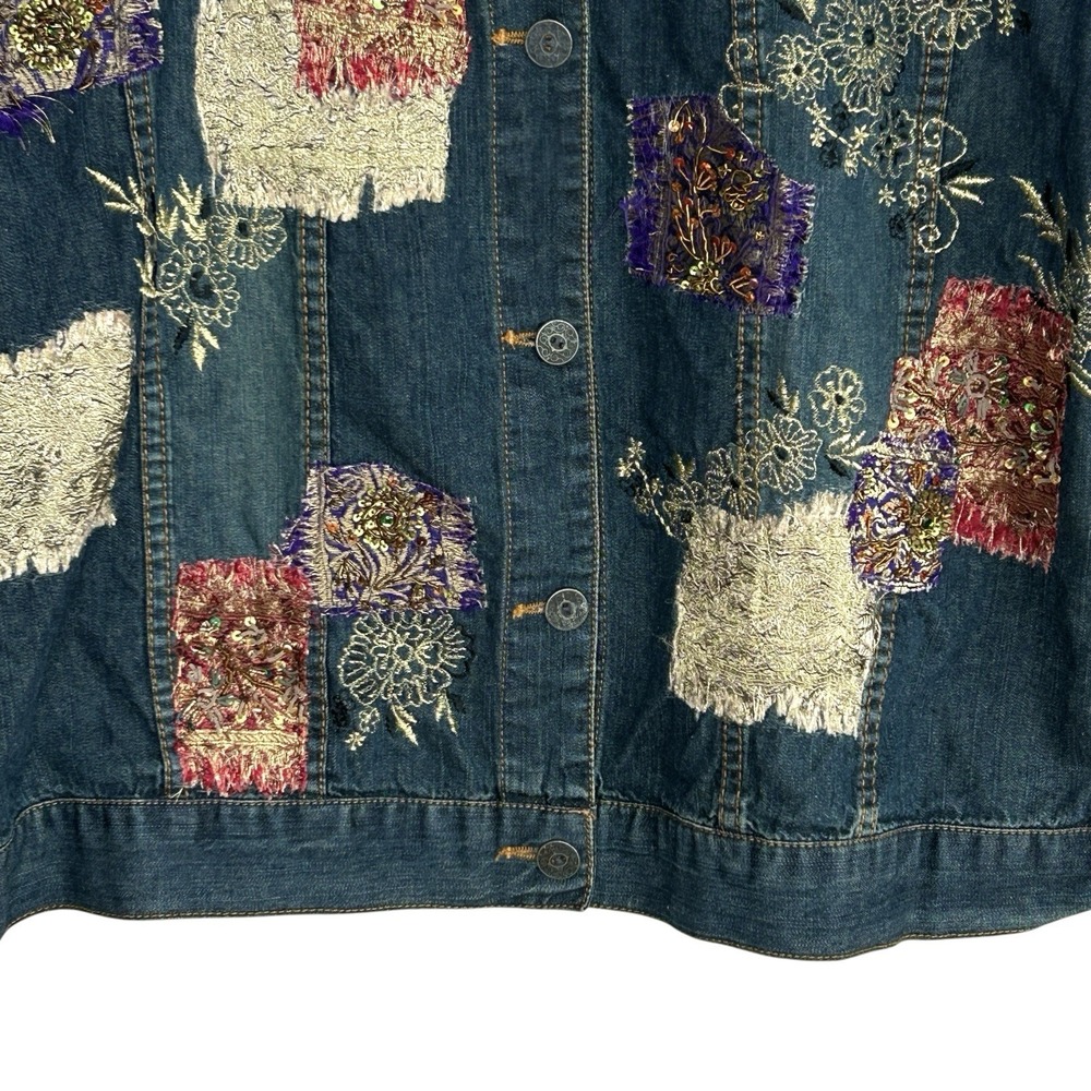 Chicos Patchwork Denim Jacket Sz 1 M Boho Indie Western Floral Embroidered Art - Picture 4 of 9